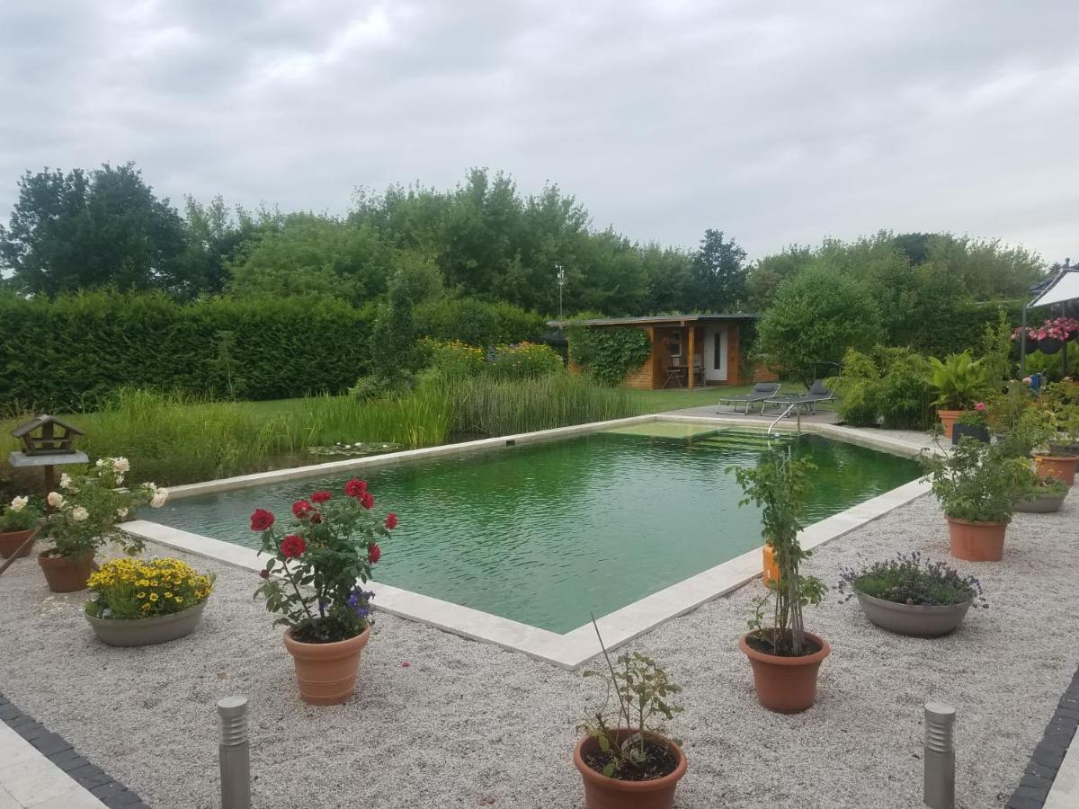 Ferienhaus Zum Imker Velten Exterior foto