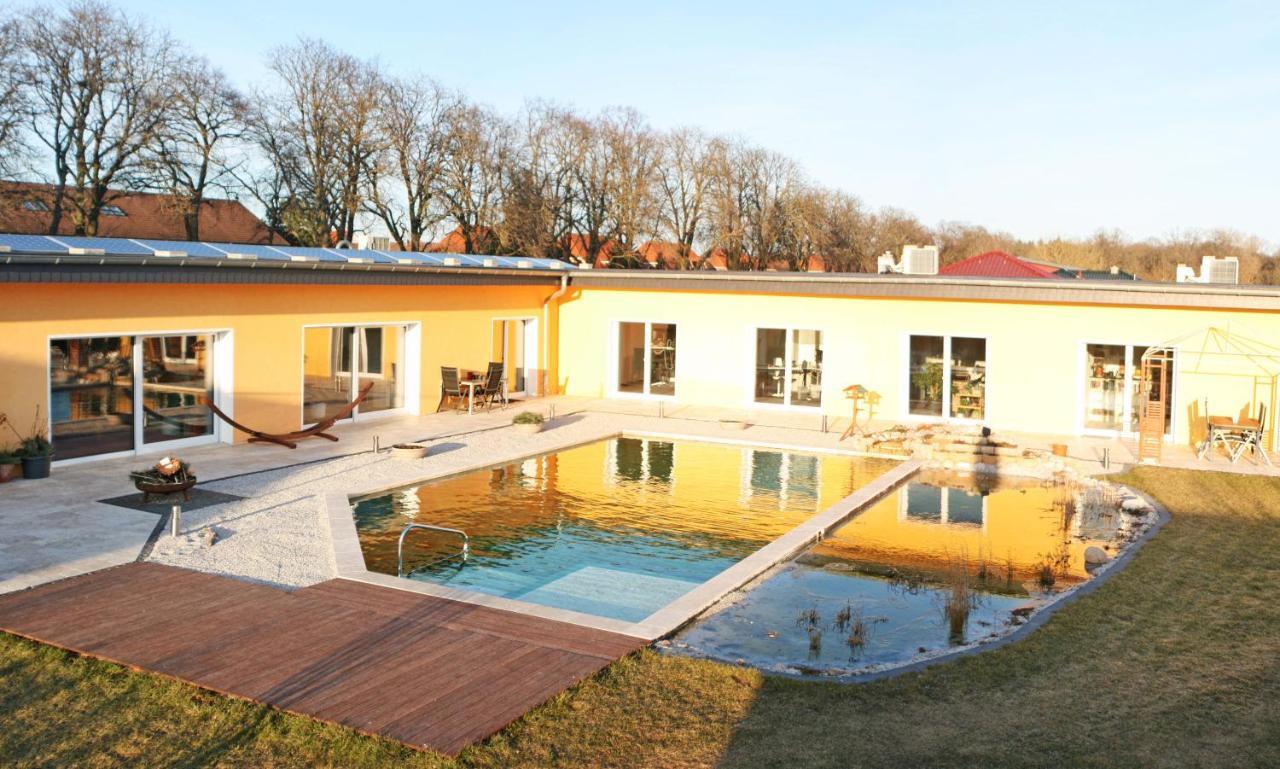 Ferienhaus Zum Imker Velten Exterior foto